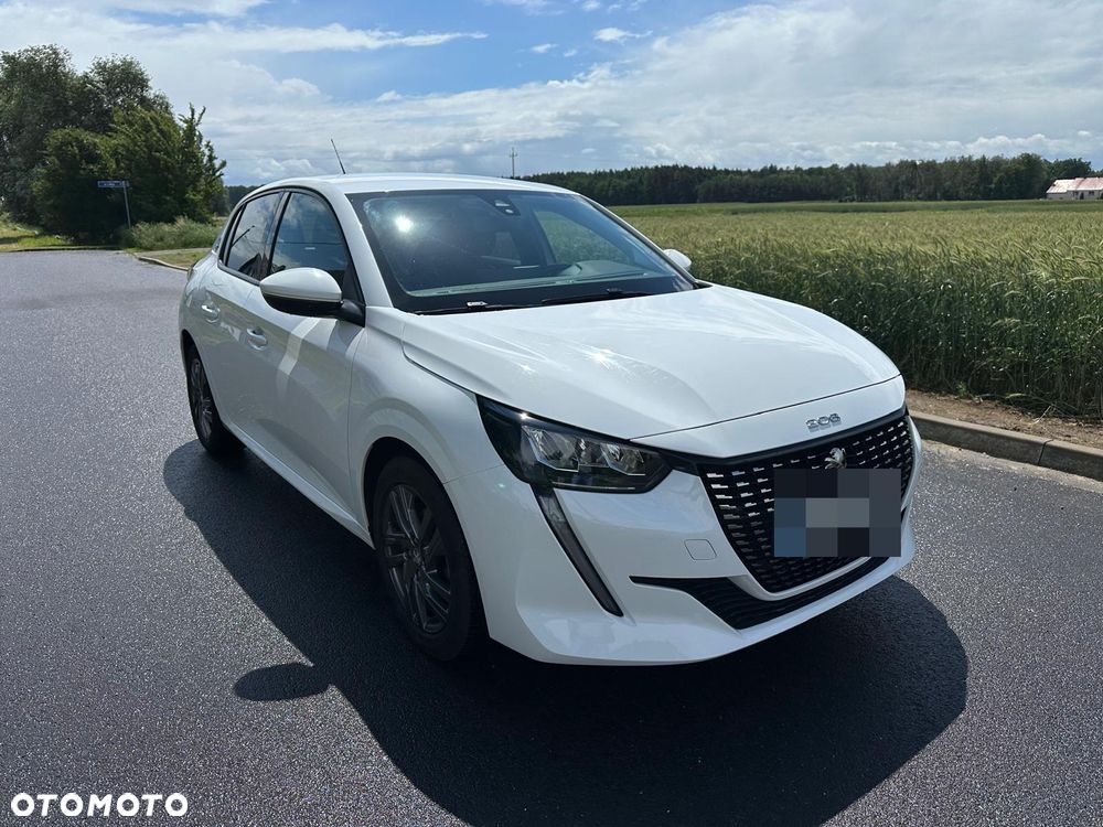 Peugeot 208 - 1