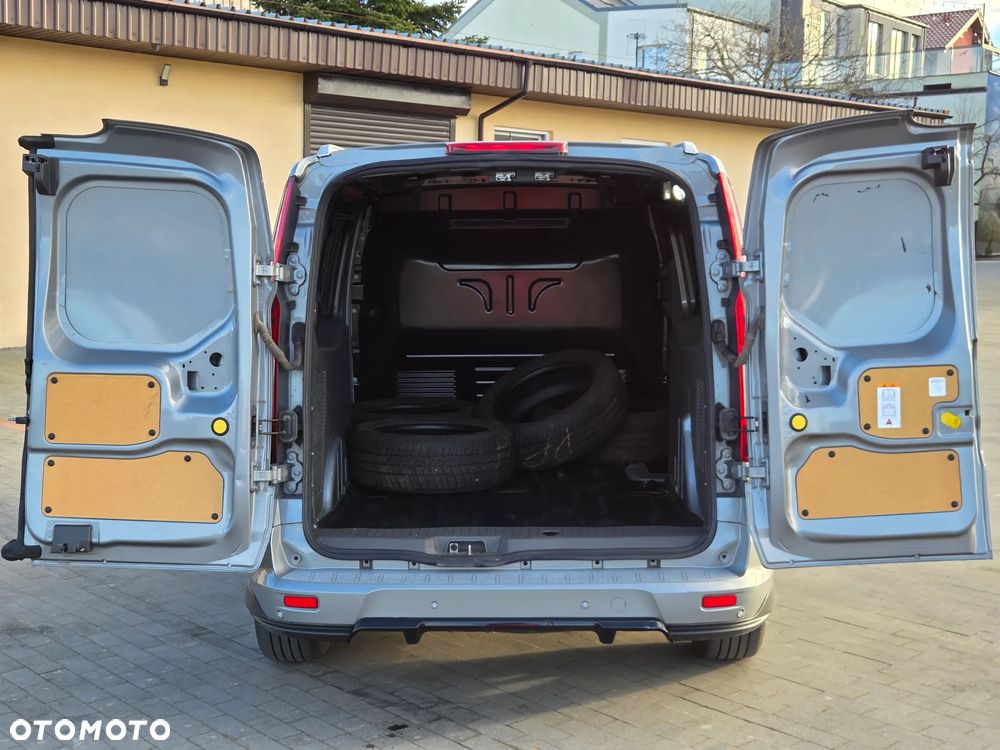 Ford Transit Connect - 10