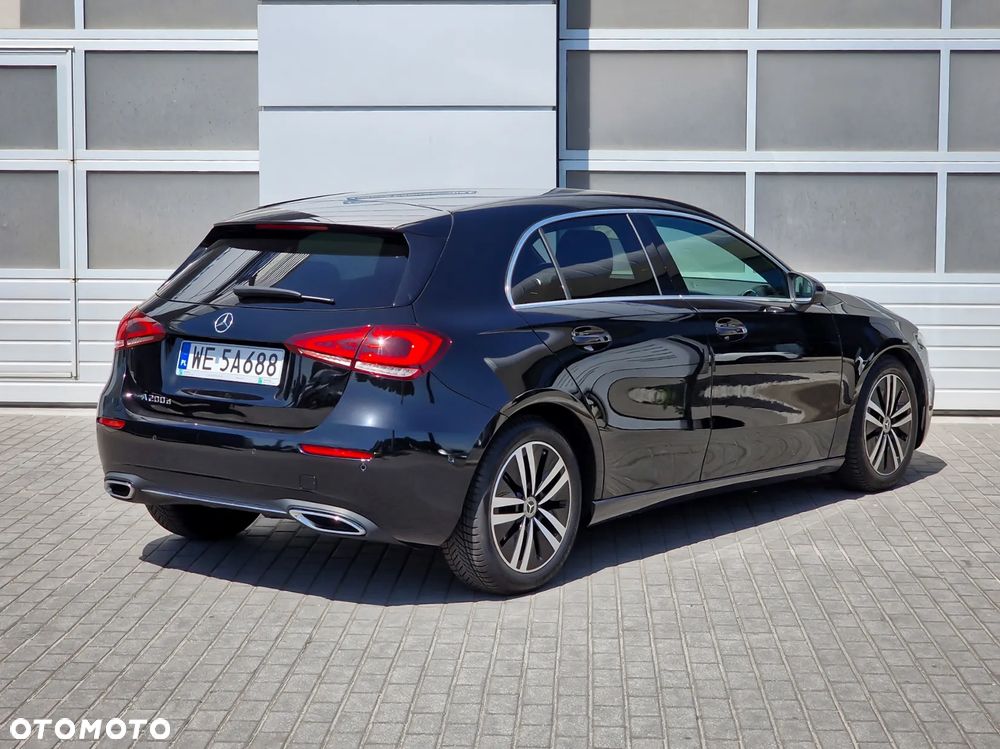 Mercedes-Benz Klasa A 200 d Progressive 8G-DCT - 3