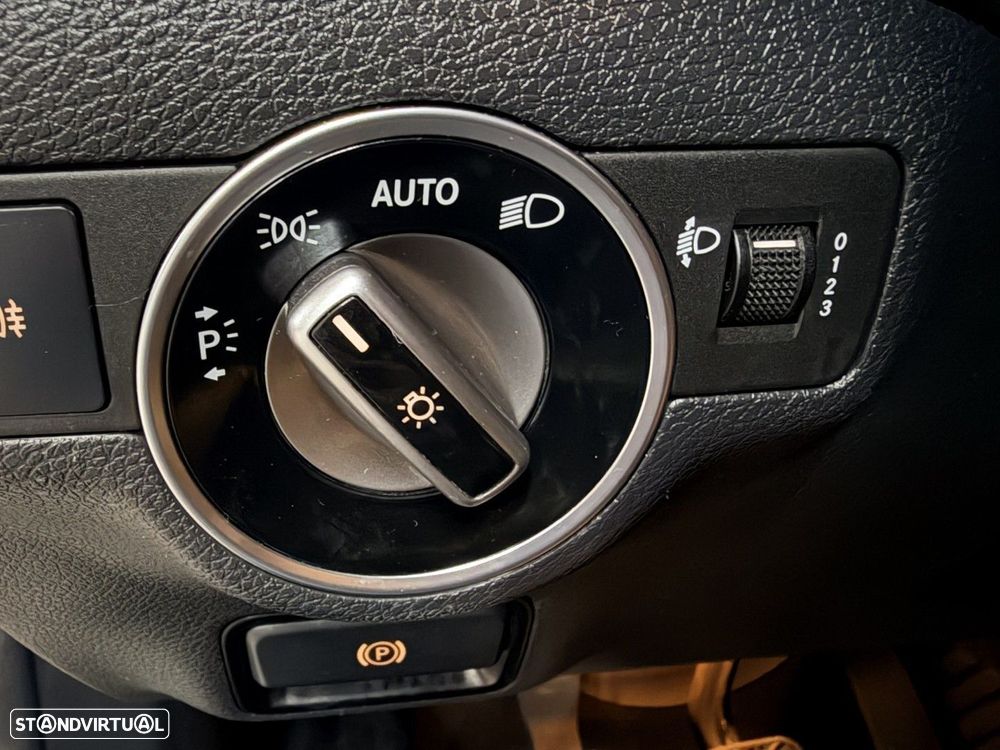 Mercedes-Benz GLA 180 CDI Style - 18