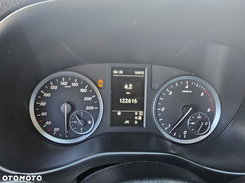 Mercedes-Benz Vito - 8