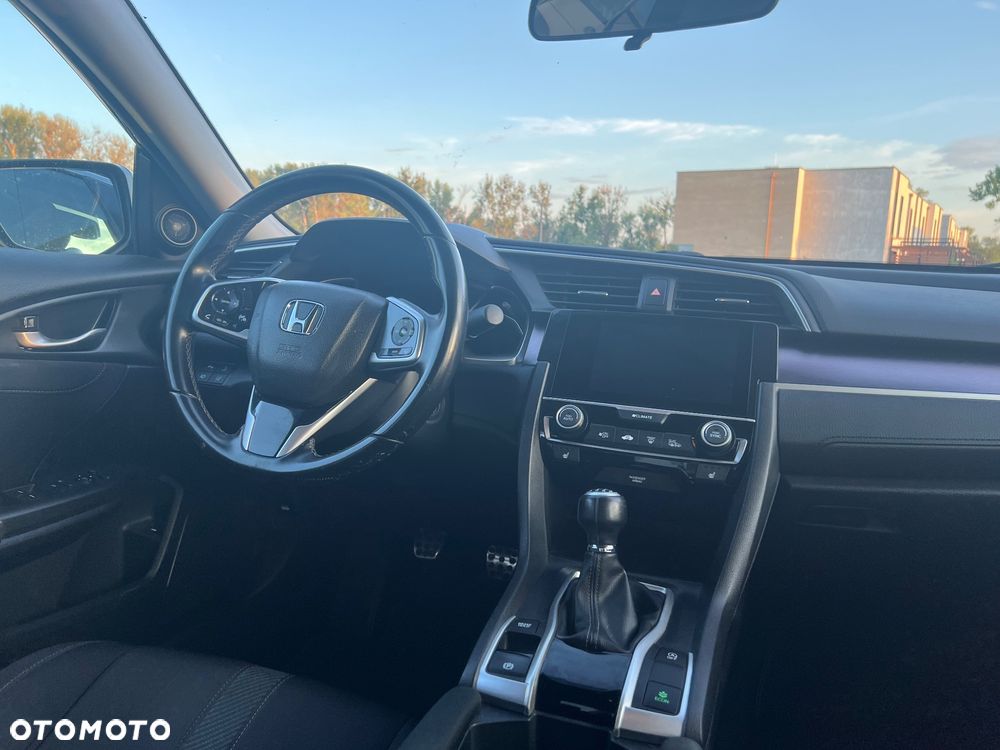 Honda Civic 1.5 T Elegance - 22