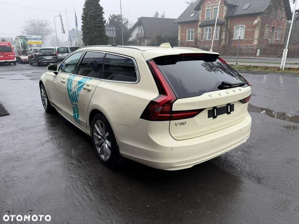 Volvo V90 2021 photo 3