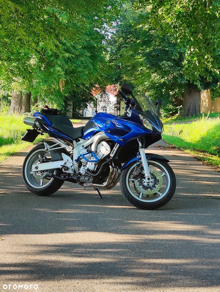 Yamaha FZ6
