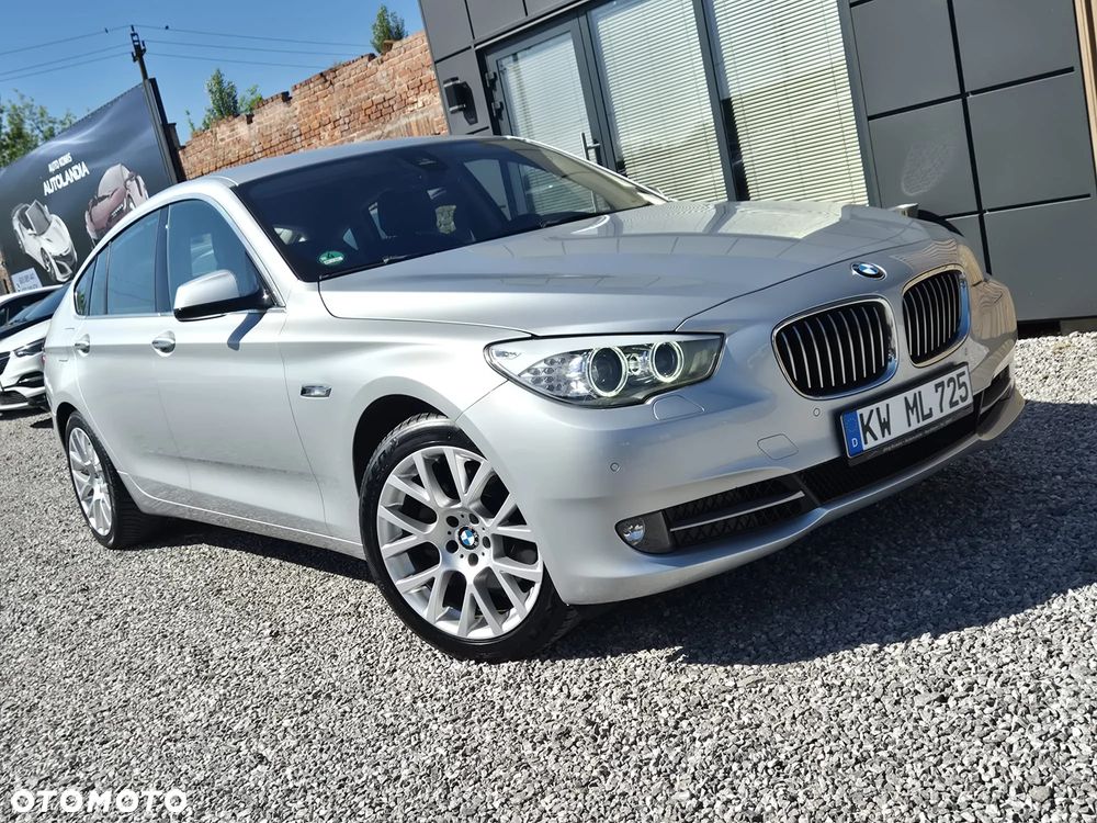 BMW 5GT - 17