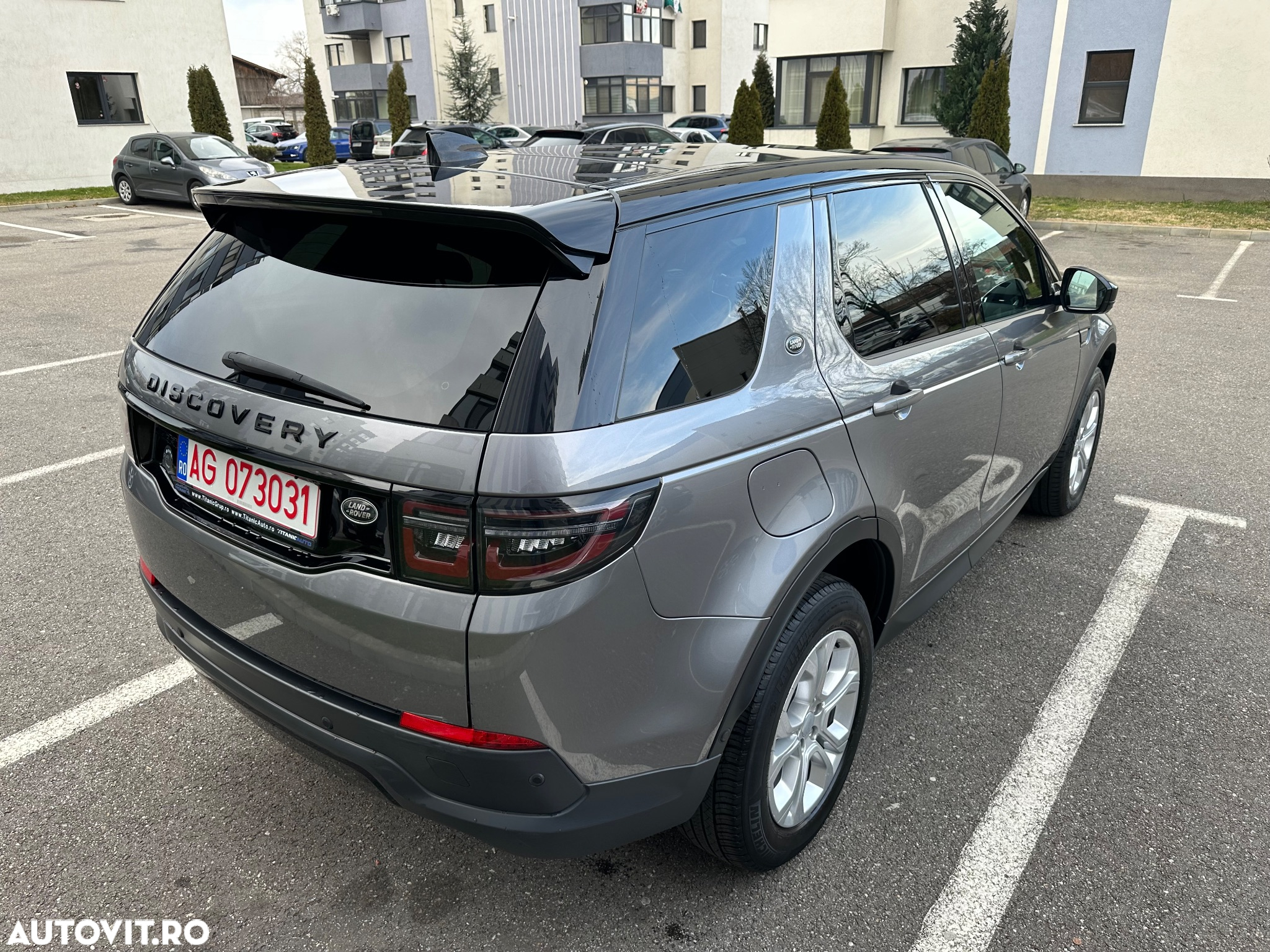 Land Rover Discovery Sport 2.0 D165 MHEV - 2