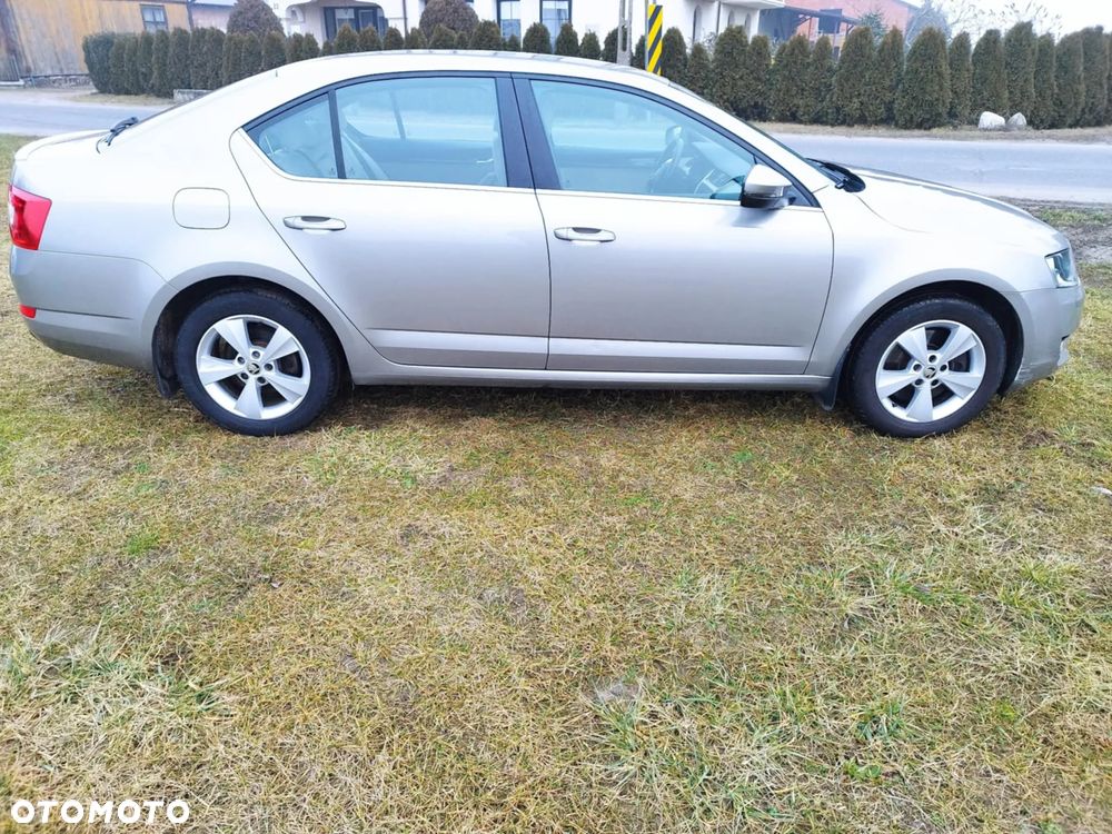 Skoda Octavia 1.8 TSI DSG Ambition - 10