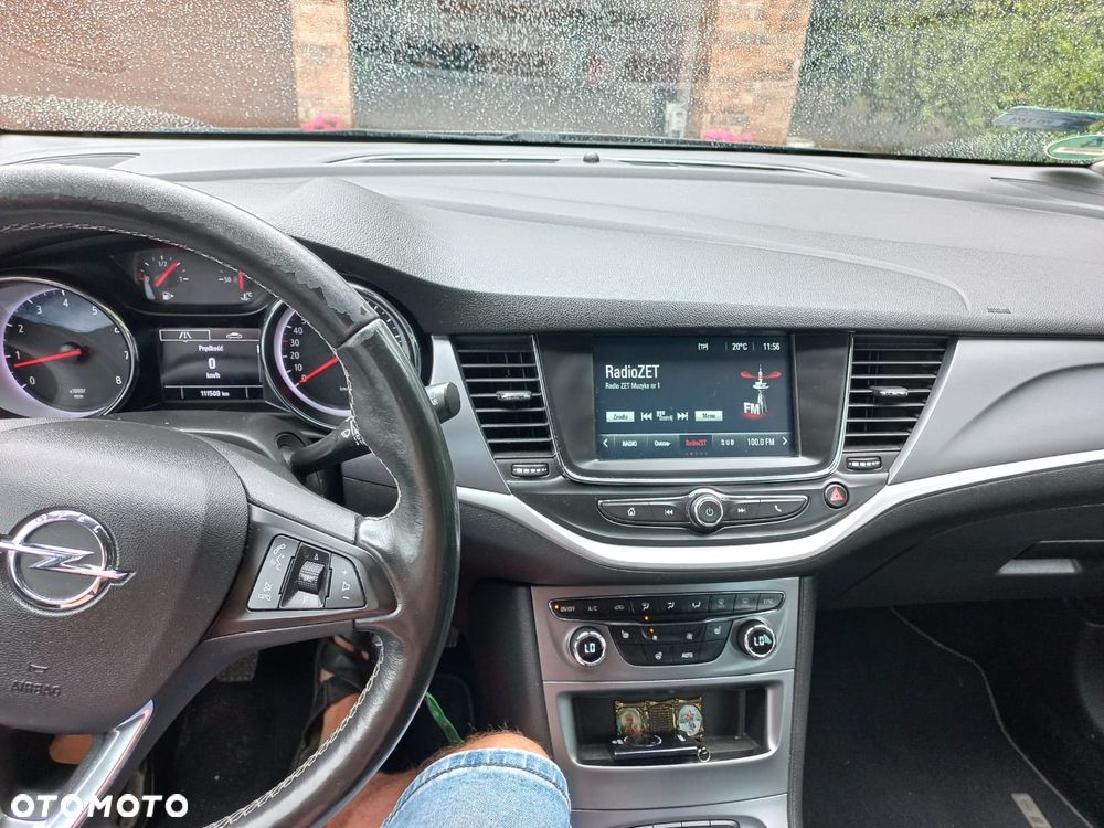 Opel Astra 1.4 Turbo 120 Jahre - 8