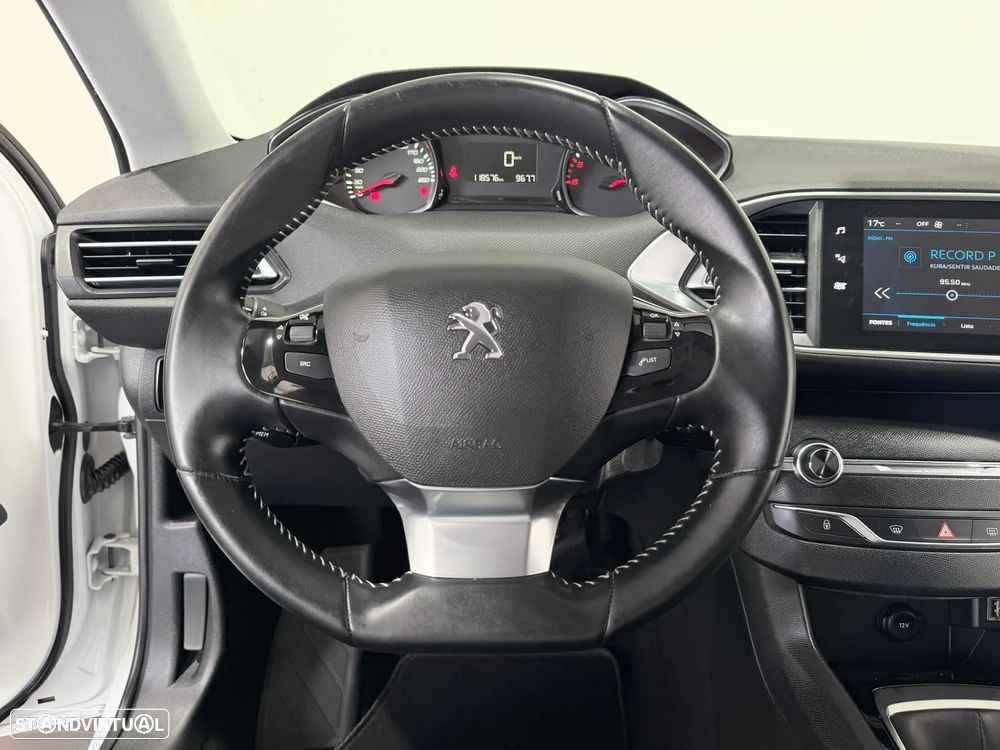 Peugeot 308 1.5 BlueHDi Style - 24