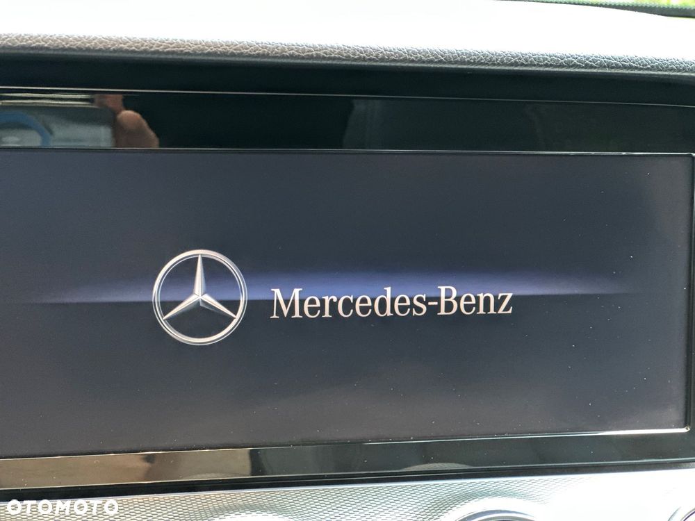 Mercedes-Benz Klasa E 220 d 9G-TRONIC - 14