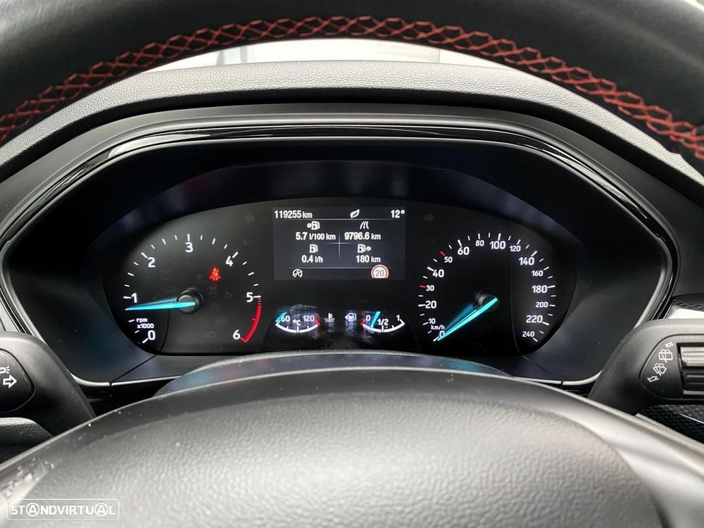 Ford Focus SW 1.5 TDCi EcoBlue ST-Line - 24