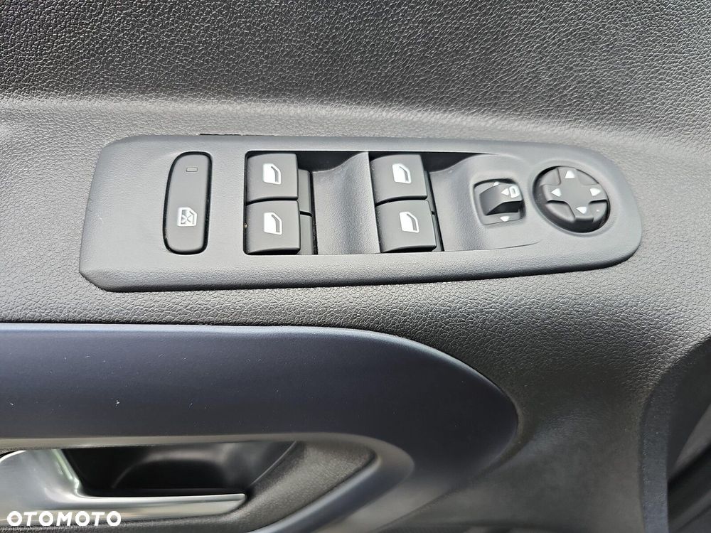 Peugeot Rifter - 18