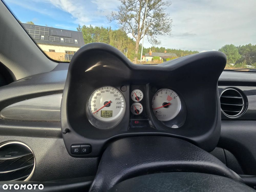 Mitsubishi Outlander - 29