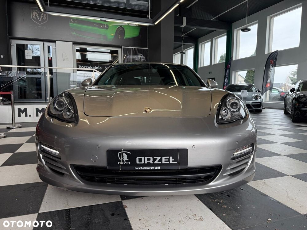 Porsche Panamera - 2