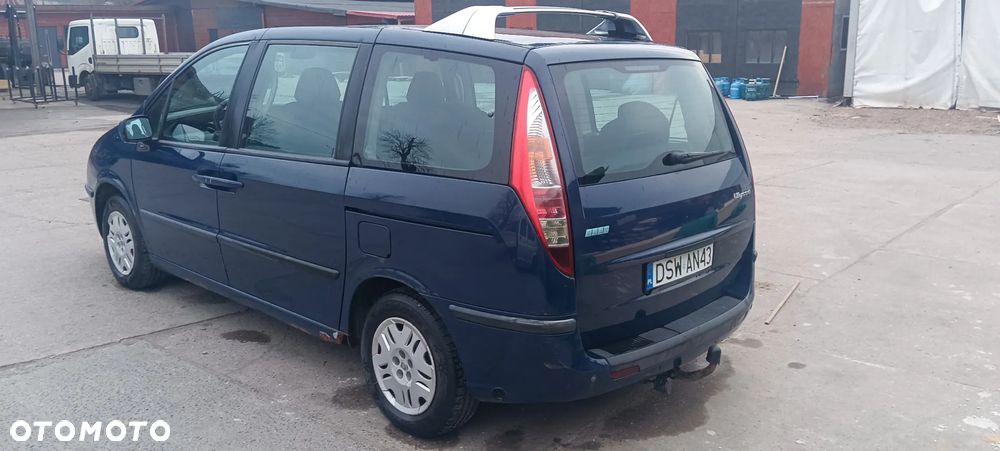 Fiat Ulysse 2.0 16V Active - 9