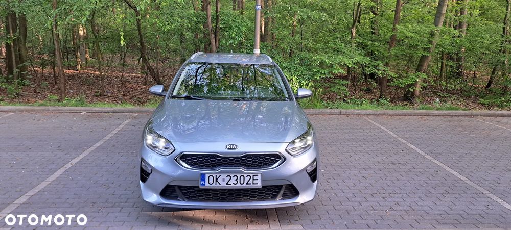 Kia Ceed 1.6 CRDi GT Line - 1