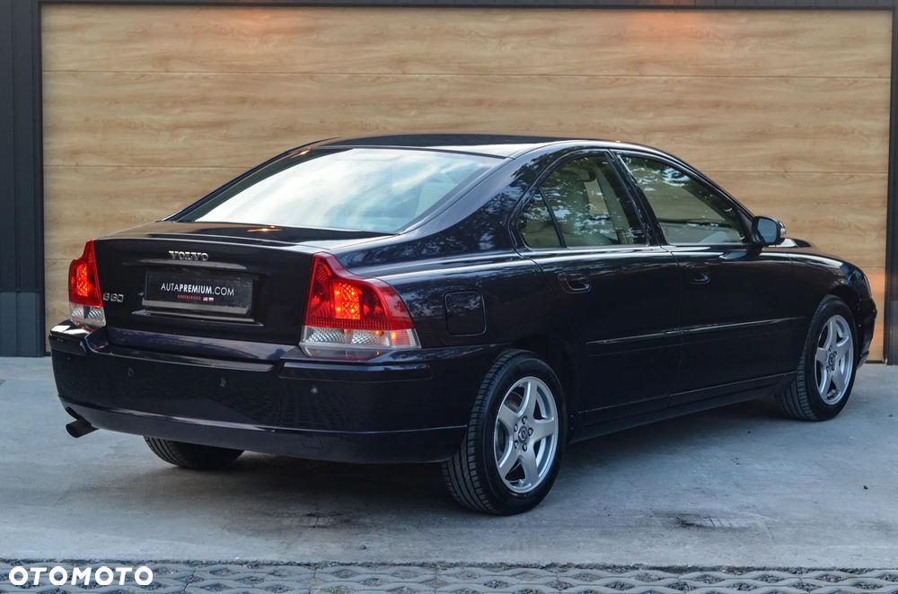 Volvo S60 2.4D Momentum - 20