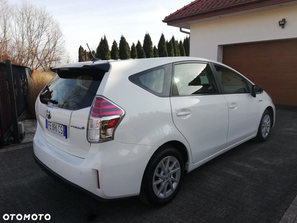 Toyota Prius+ (Hybrid) Comfort - 12