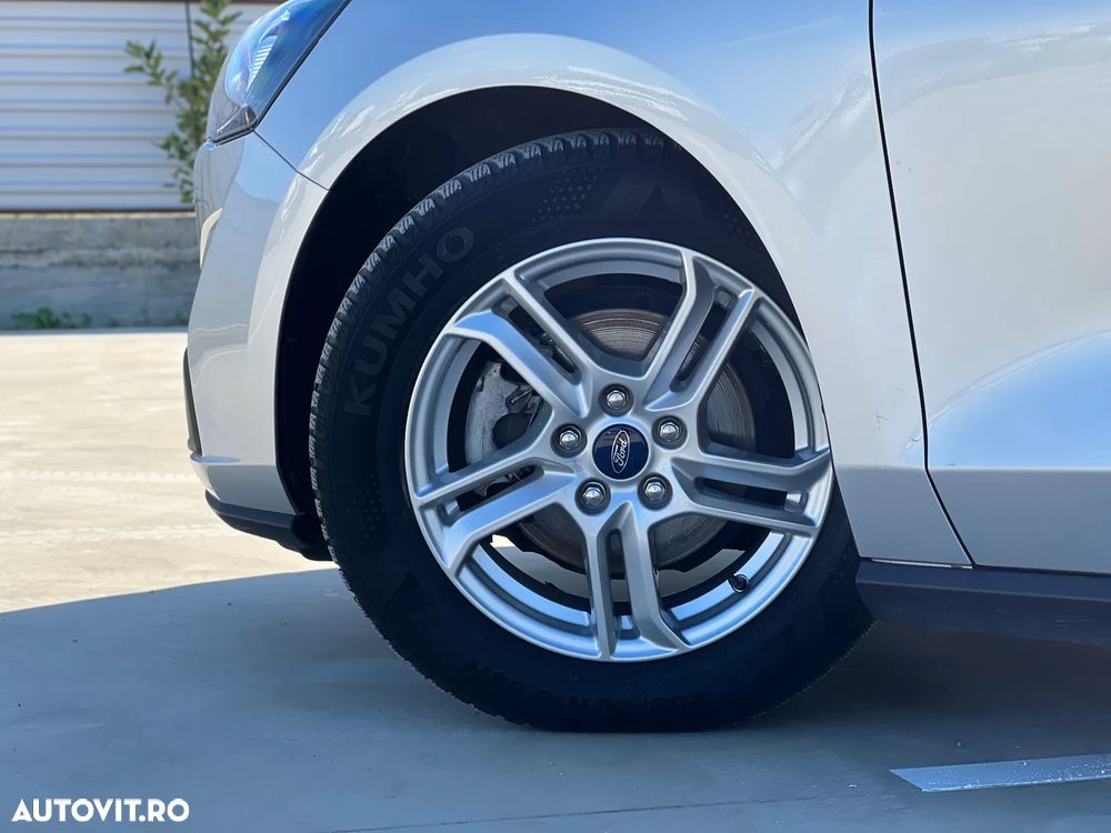 Ford Focus 2022 photo 5