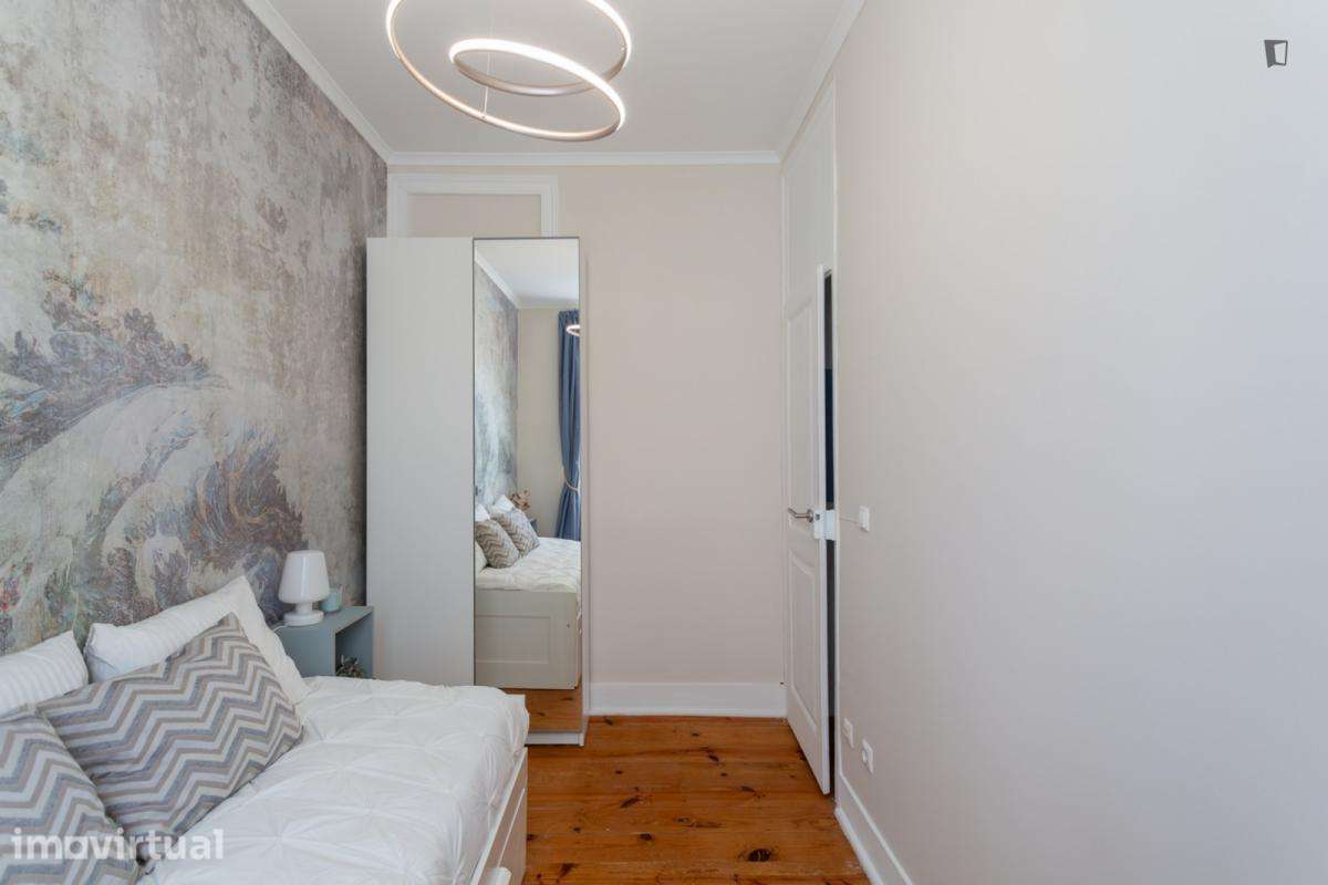 Quarto - localizado em Alcântara Lisbon - Grande imagem: 4/34