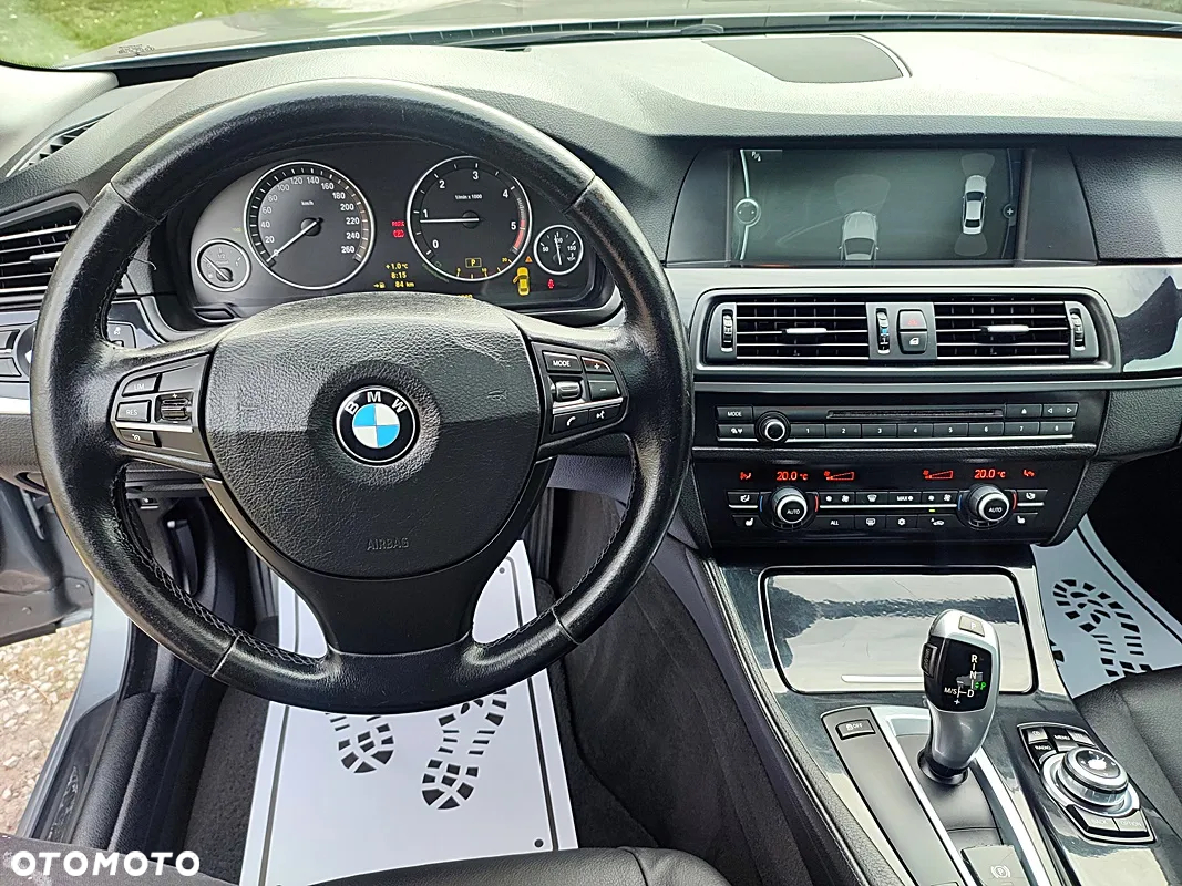 BMW Seria 5 520d - 12