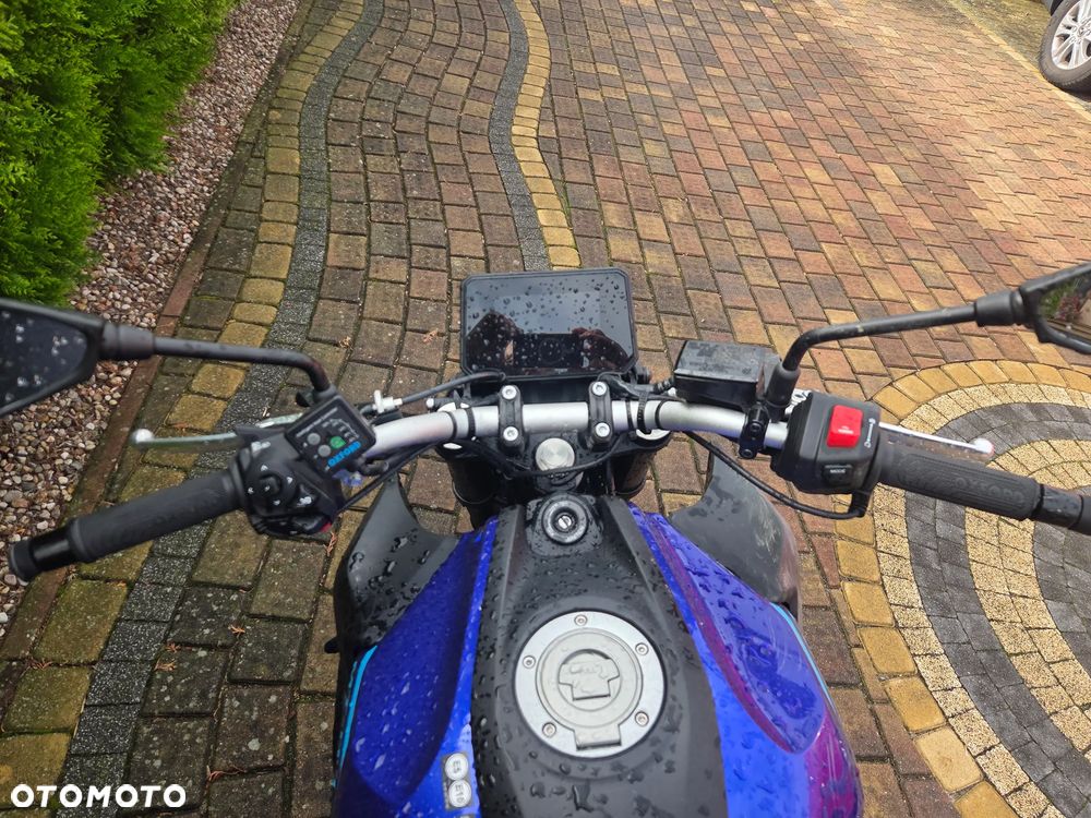 Yamaha MT - 6