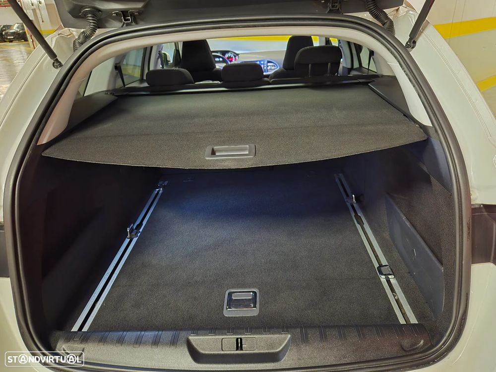 Peugeot 308 SW 1.6 BlueHDi Style - 31