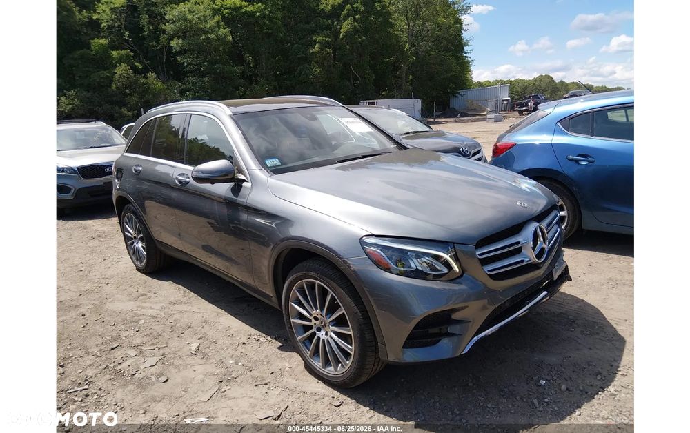 Mercedes-Benz GLC - 2