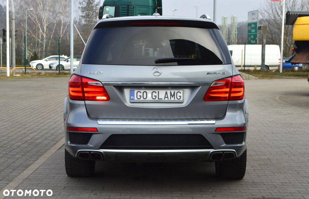 Mercedes-Benz GL 63 AMG - 4