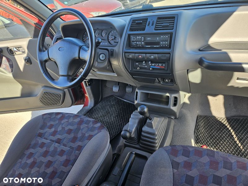 Ford Maverick 2.4 - 6