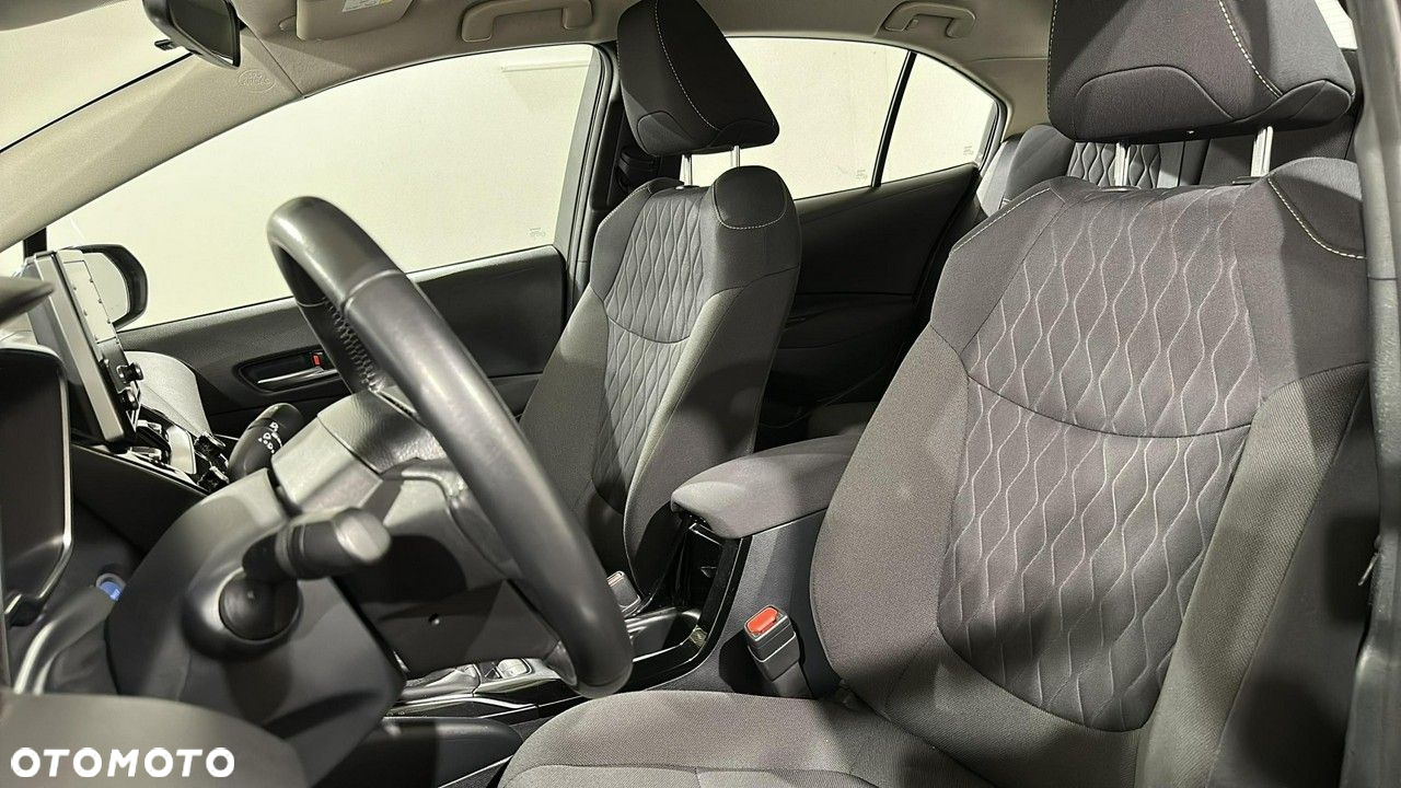 Toyota Corolla - 13