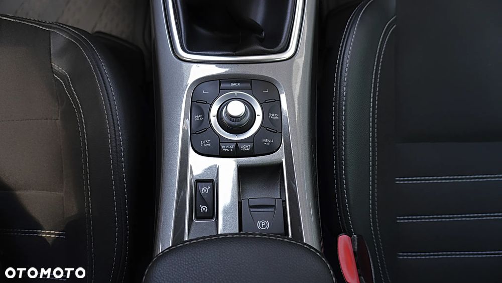 Renault Laguna 2.0 dCi NervaSport ESM - 28