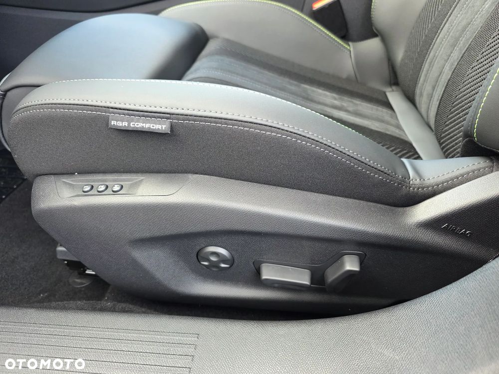 Peugeot 308 1.5 BlueHDi GT Exclusive S&S EAT8 - 11