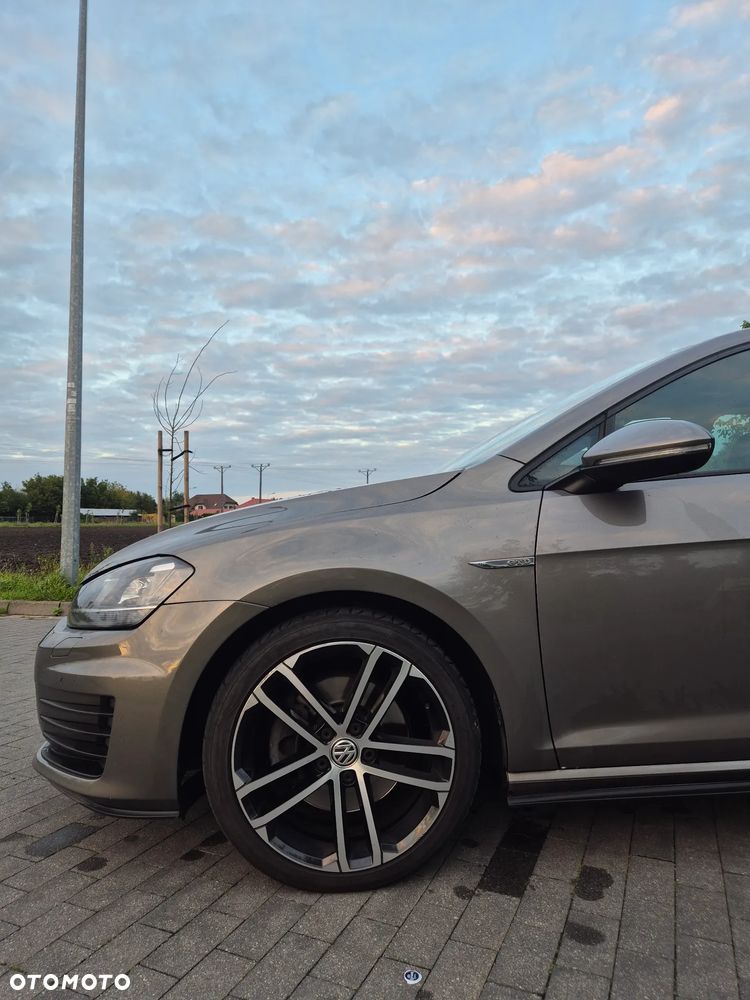 Volkswagen Golf 2.0 TDI BMT GTD - 10