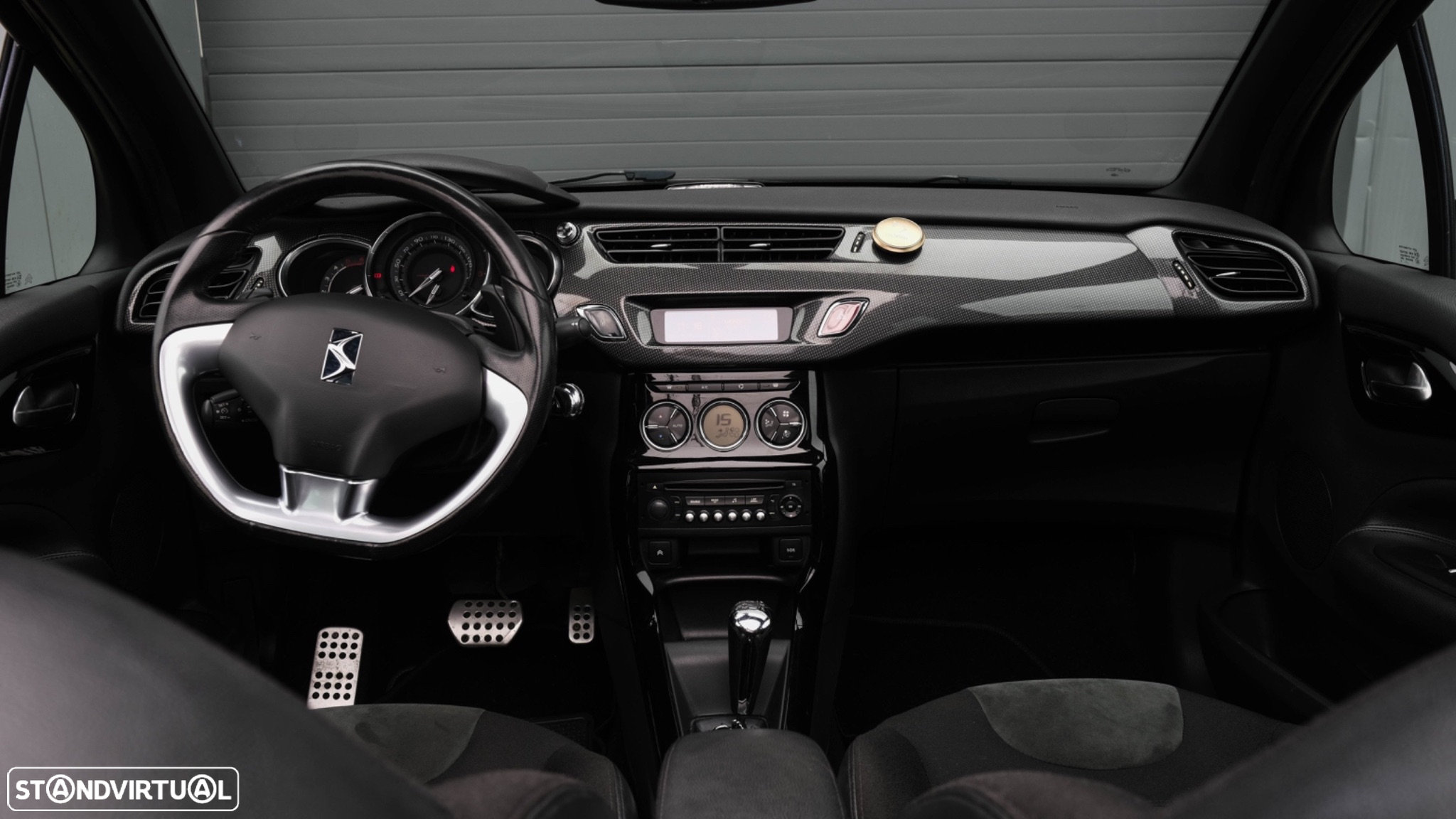 Citroën DS3 Cabrio 1.6 e-HDi So Chic ETG6 - 29