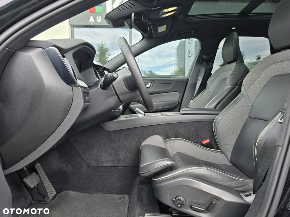 Volvo XC 60 T8 AWD Plus Black Edition - 7