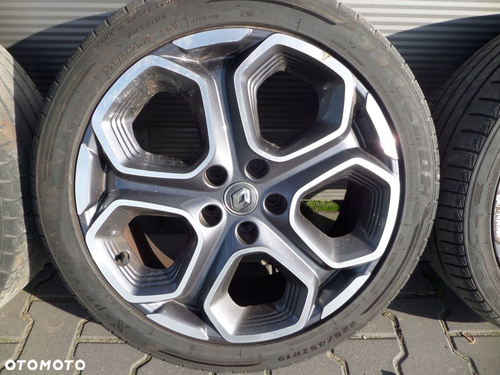 felga aluminiowa renault oe kadjar 7.0" x 19" 5x114.3 et 40 - 4