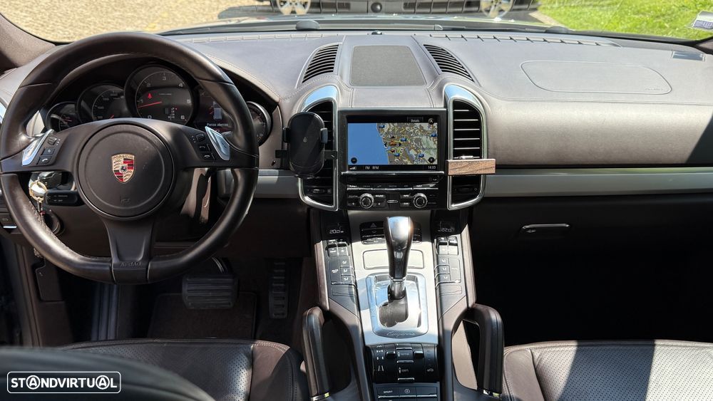 Porsche Cayenne II - 10