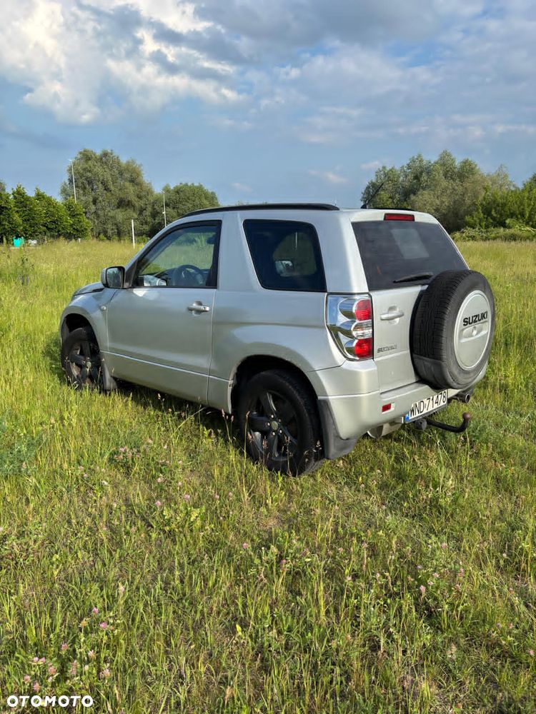 Suzuki Grand Vitara 1.6 - 6