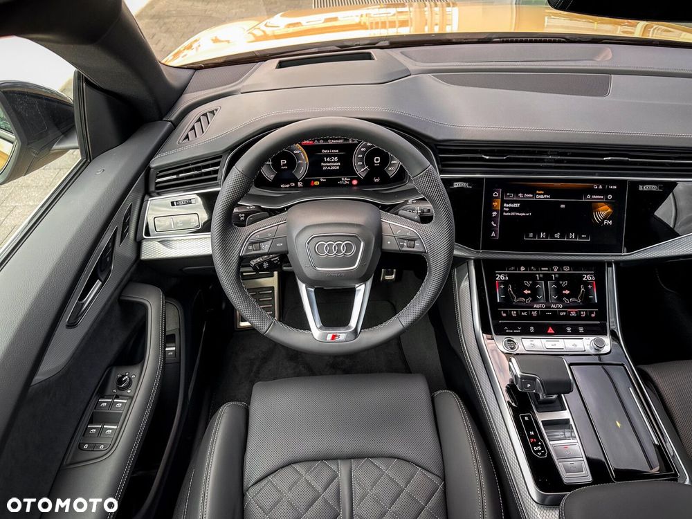 Audi Q8 - 25