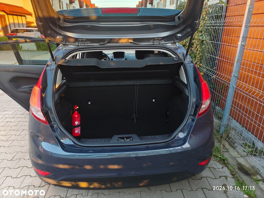 Ford Fiesta 1.25 Trend - 13