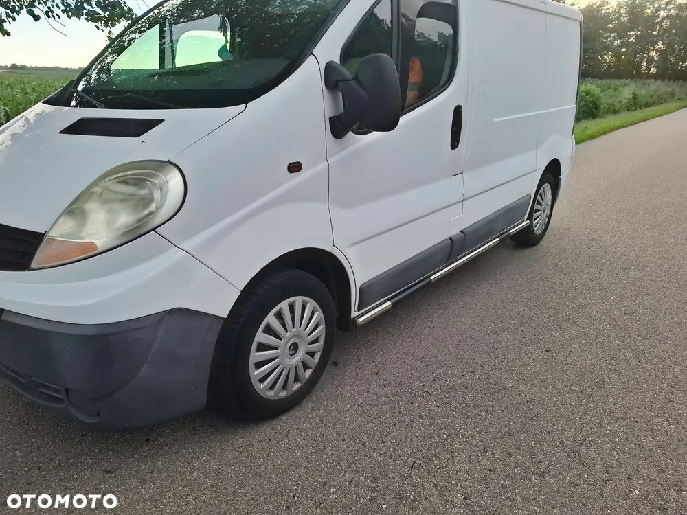 Renault TRAFIC - 12