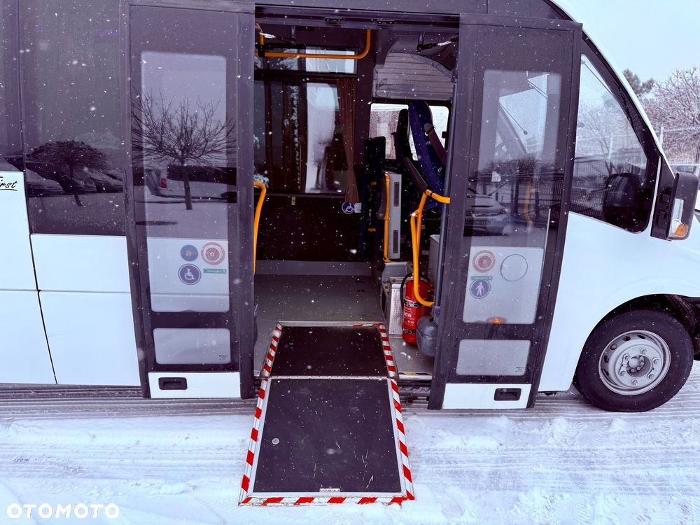 Iveco Rosero First - 6