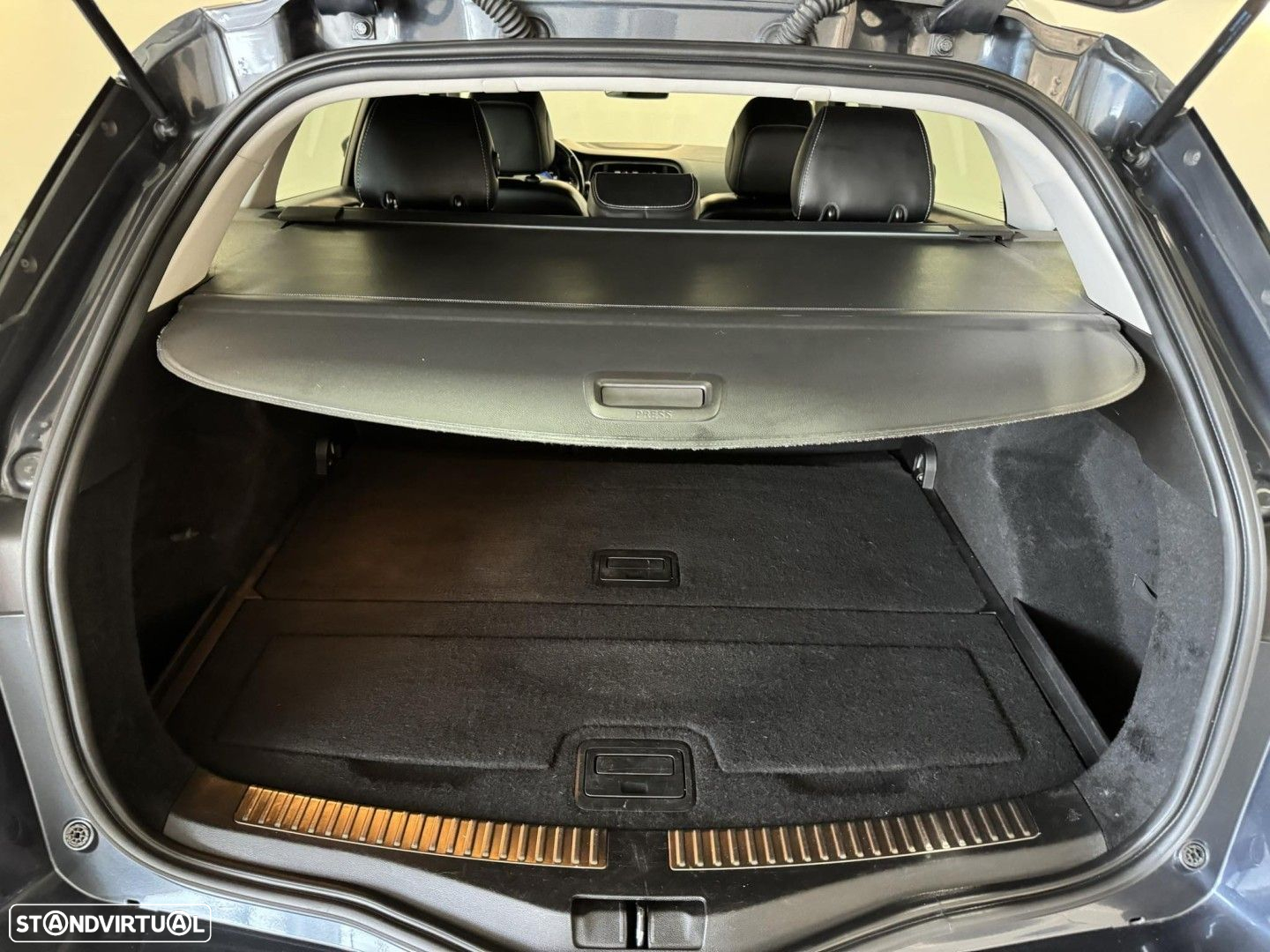 Renault Mégane Sport Tourer 1.5 dCi Intens - 20