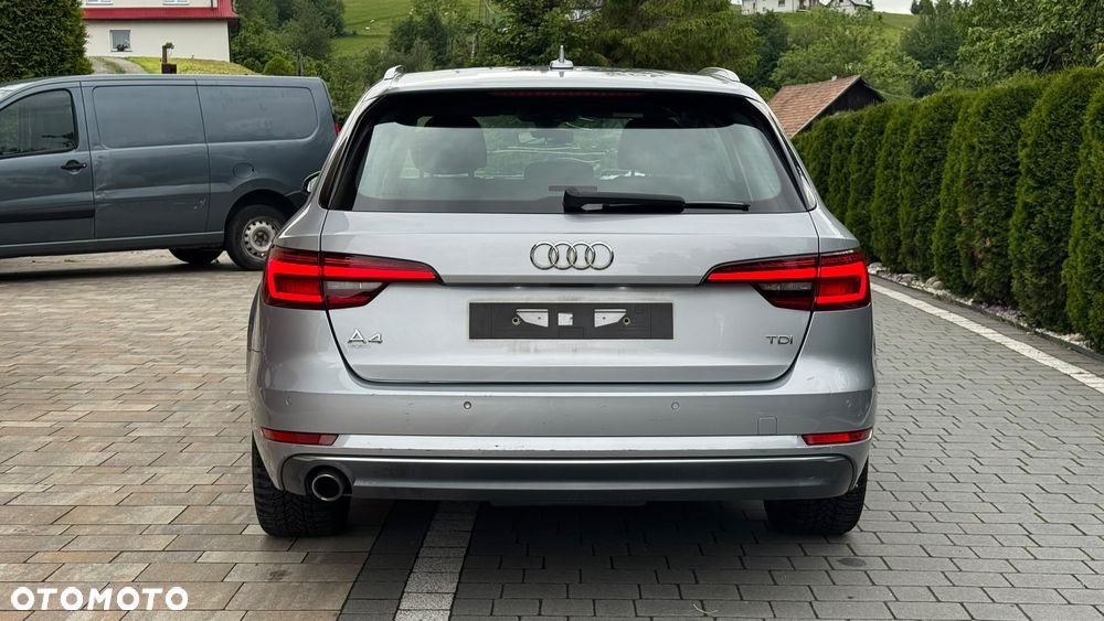 Audi A4 Avant 2.0 TDI Design - 5