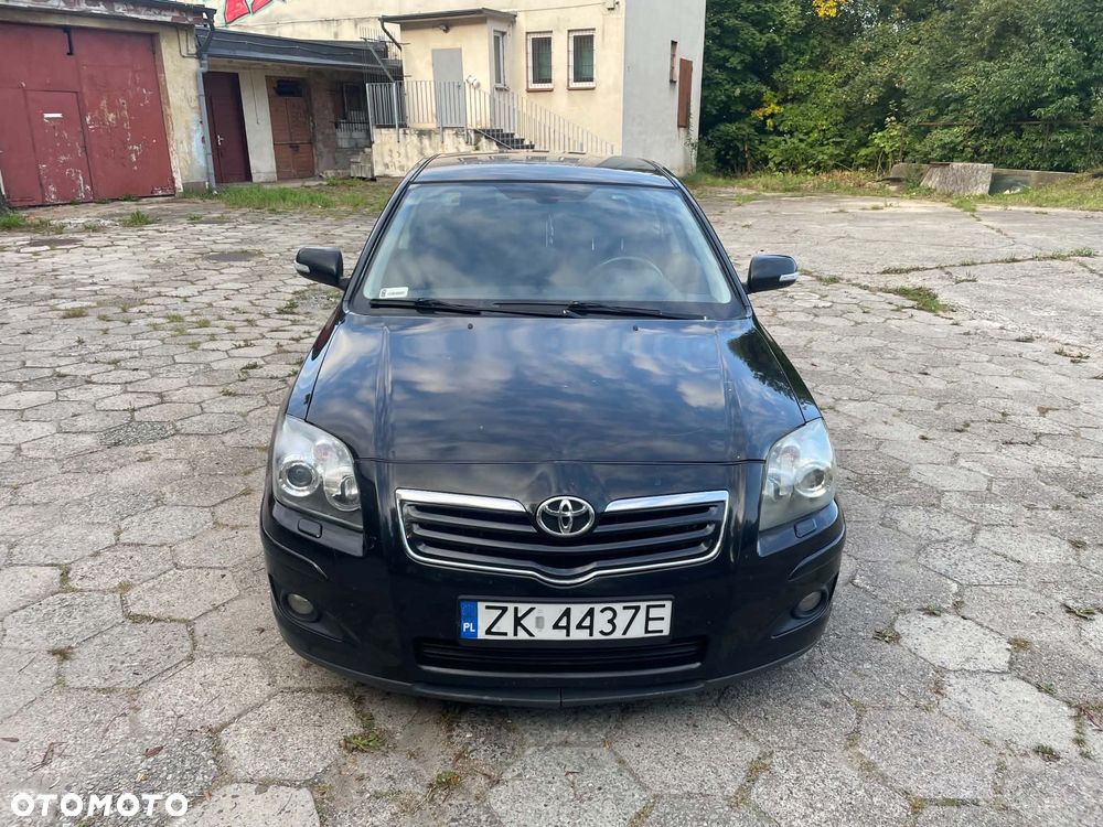 Toyota Avensis - 3