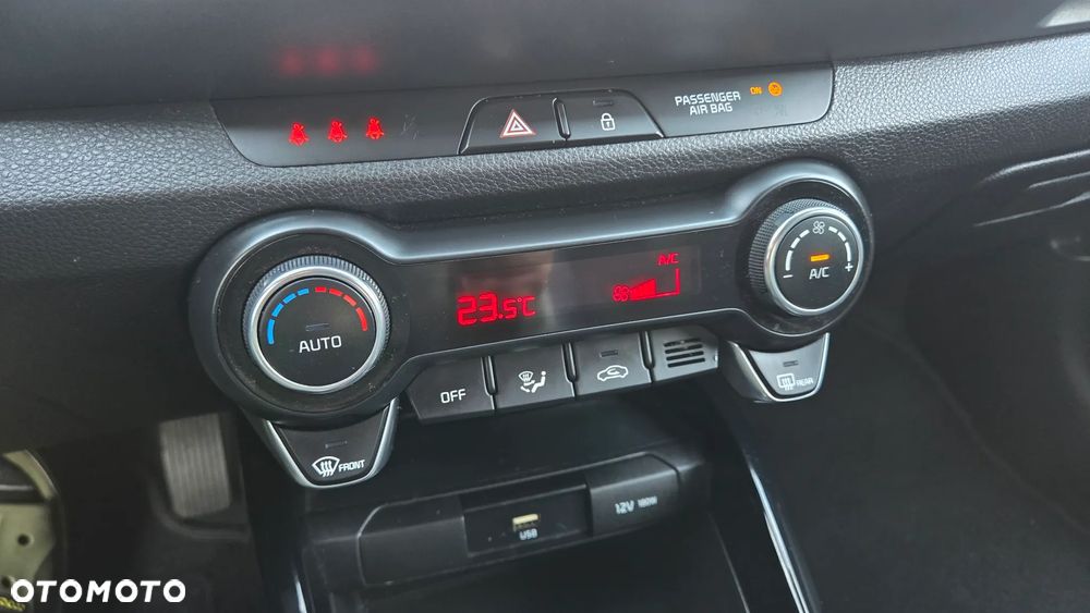 Kia Stonic 1.0 T-GDI OPF Mild Hybrid DCT7 Platinum Edition - 16