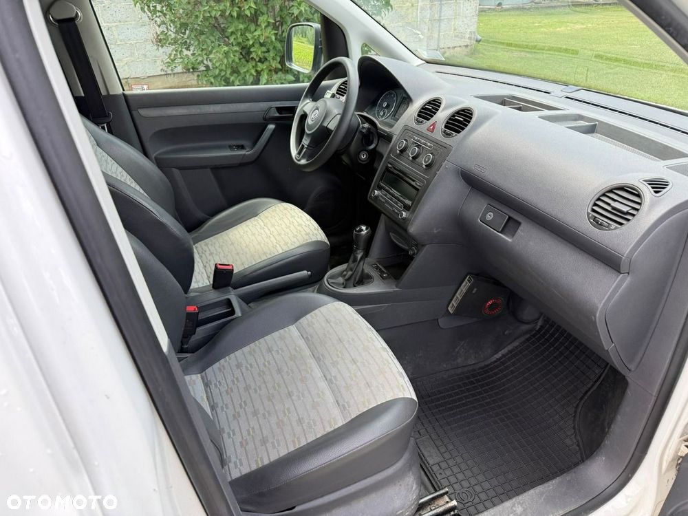 Volkswagen Caddy - 11