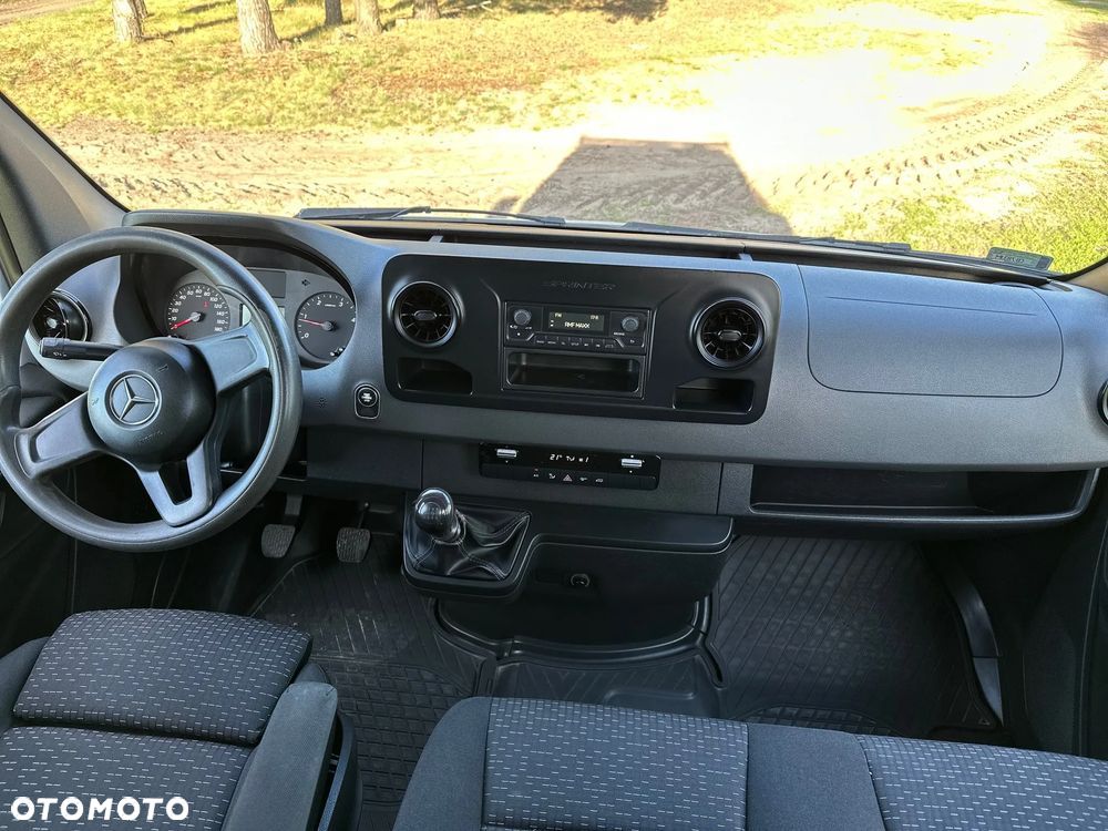 Mercedes-Benz Sprinter 316 - 9