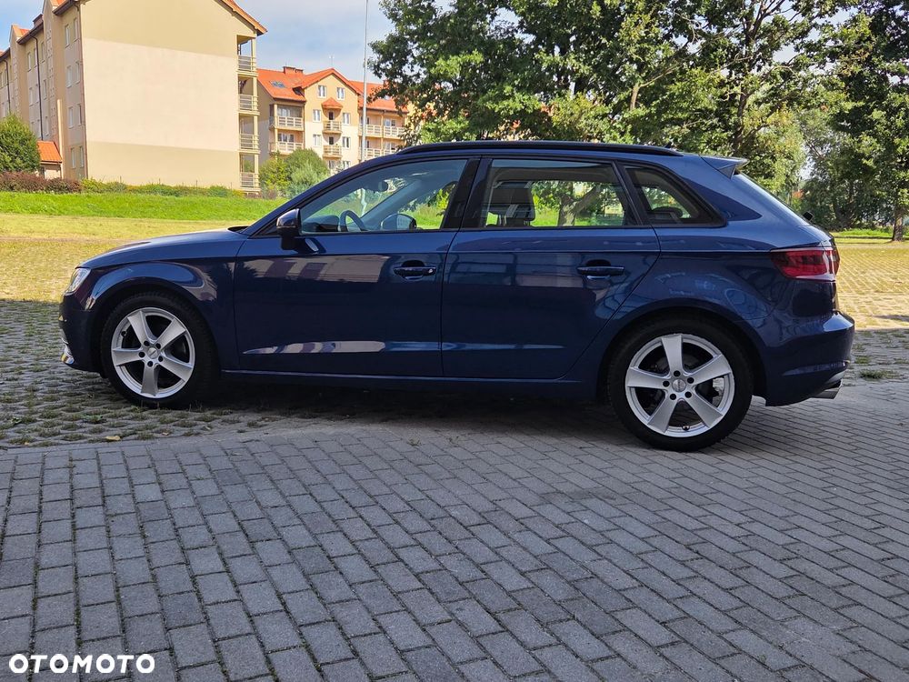 Audi A3 Sportback 2.0 TDI Ambiente - 12